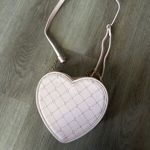 Icing Heart Purse